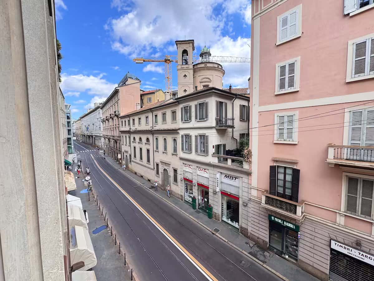 Apartamento em Via Meravigli, Milano para 65 m² com 2 quartos