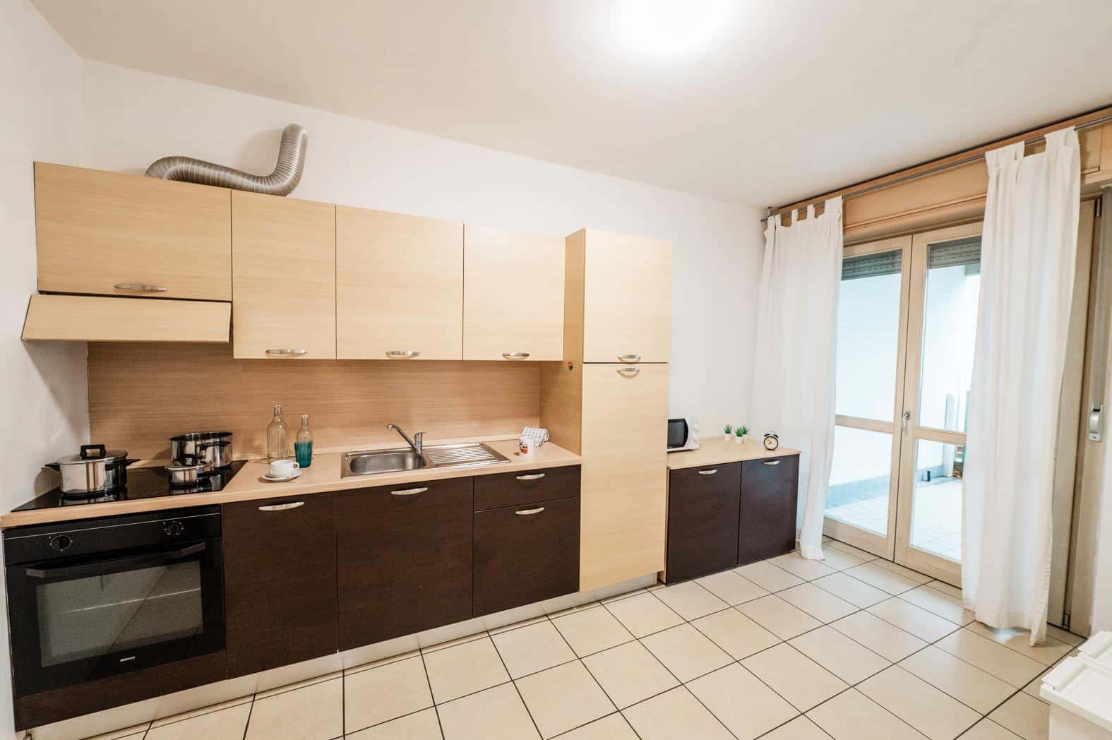 VIA BERIZZI 25 - Stanza 123 B