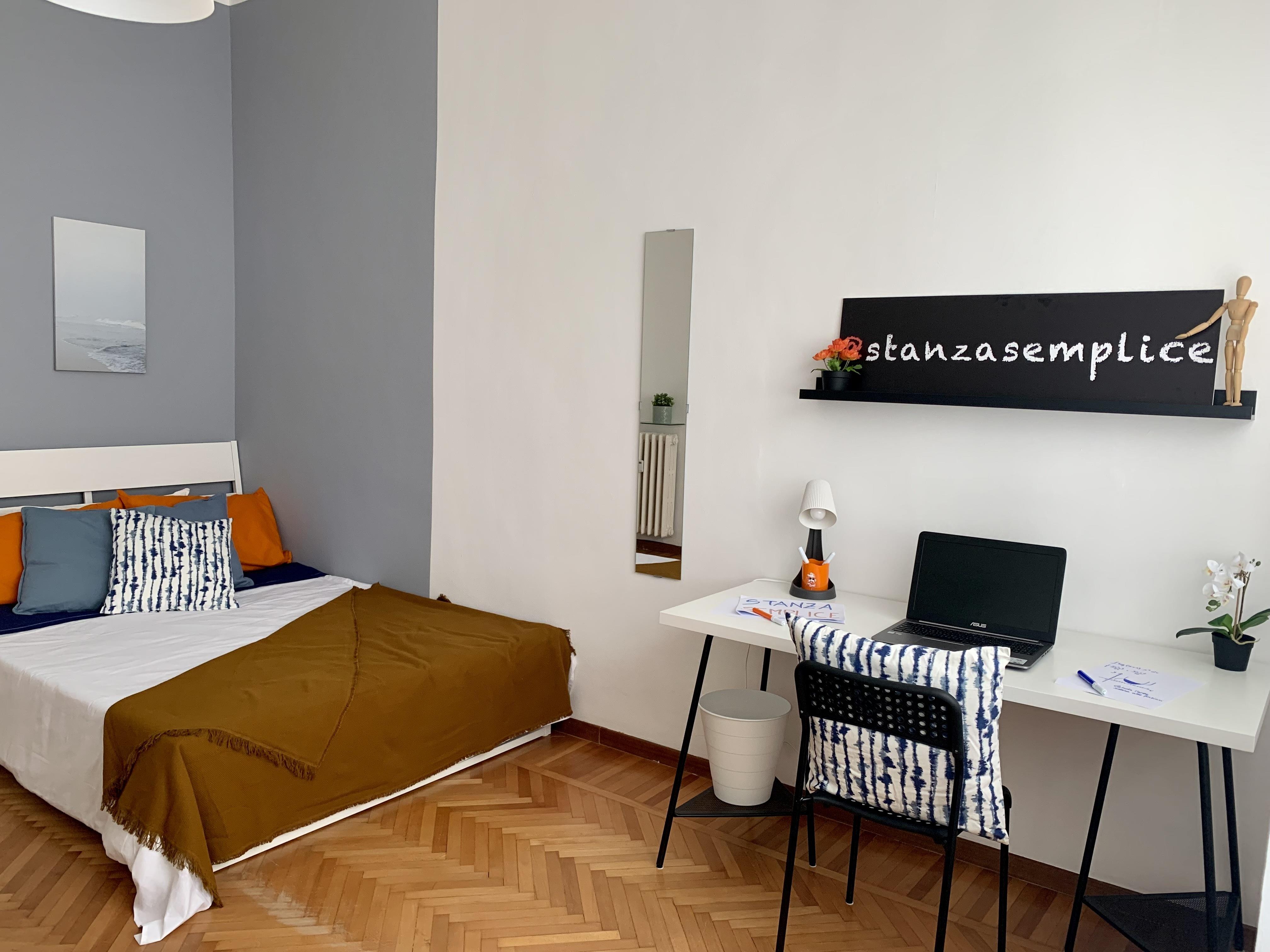 Via Caraglio 87 - Stanza 24