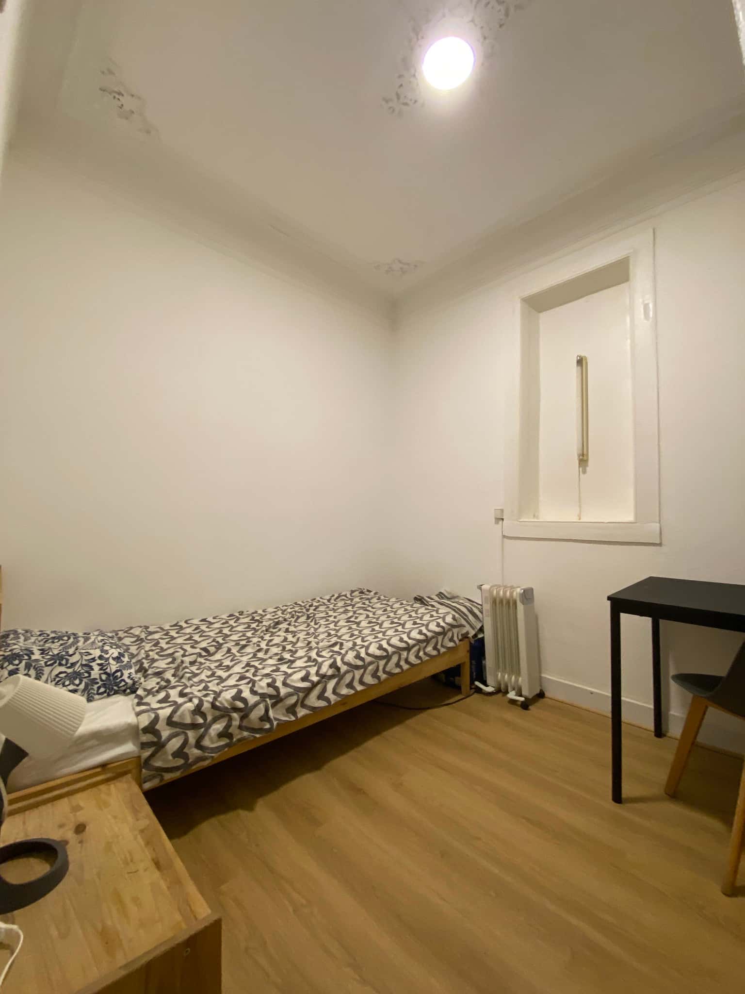 Quarto com cama de solteiro em apartamento com 8 quartos - FLAT 5D - SALDANHA 55D