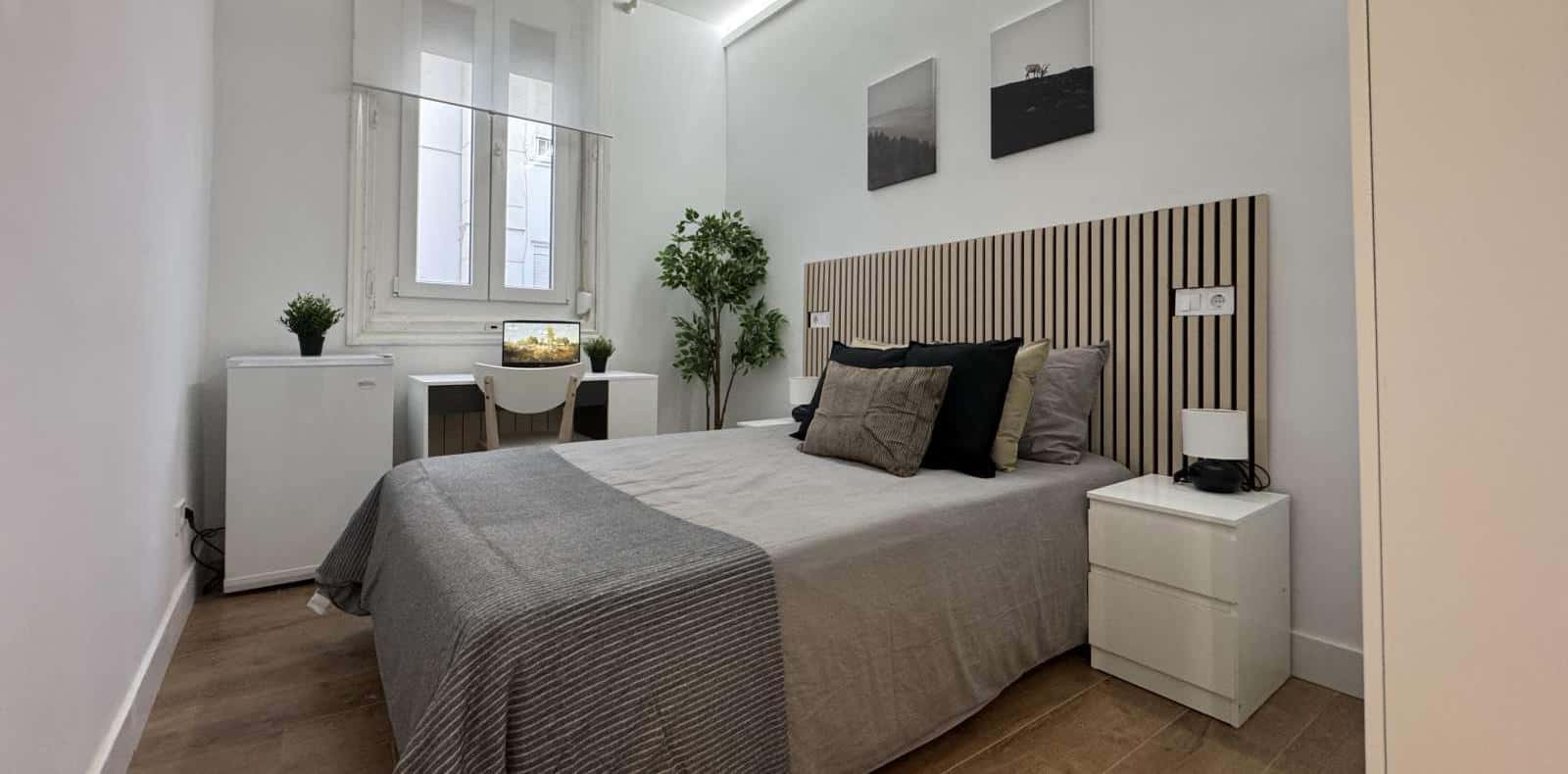 Double bed in