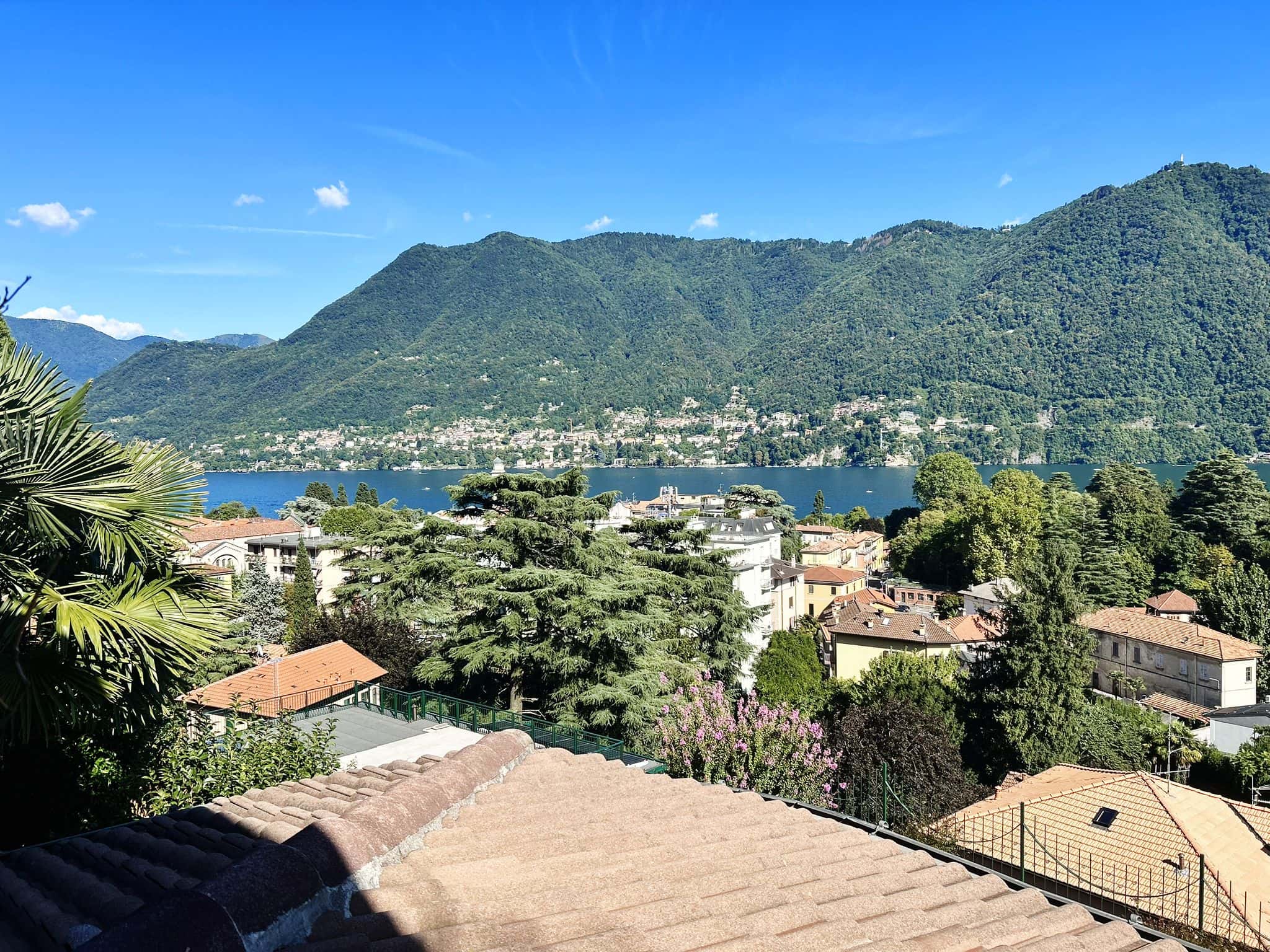 Wohnung in Via XXV Aprile, Cernobbio für 160 m² mit 2 Schlafzimmer