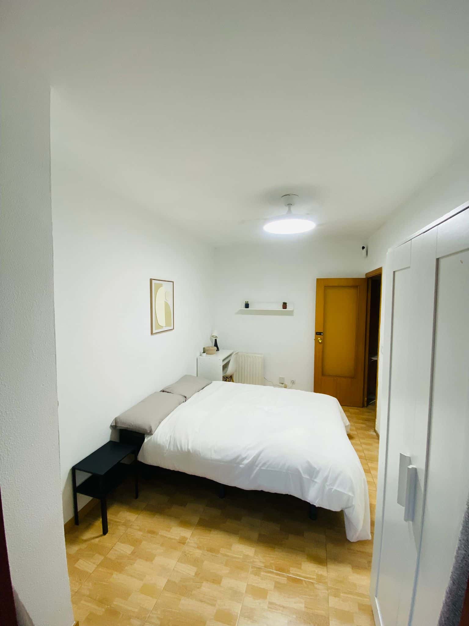 Habitacion privada en C/ Santanderina, Vallecas