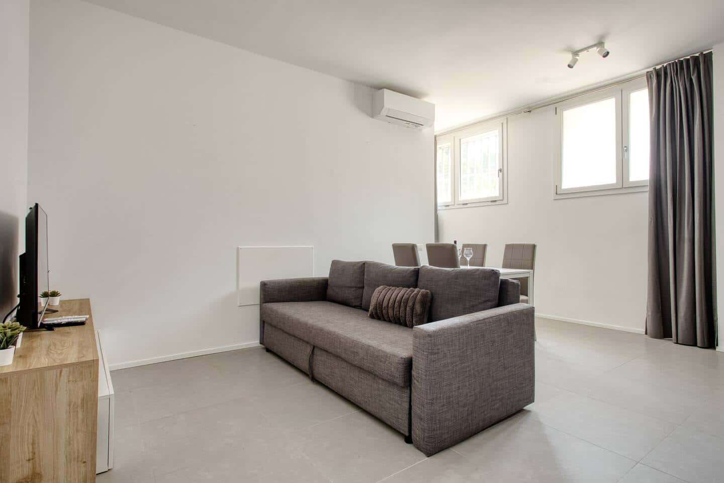 Apartment Milan, 1 bed — photo 14