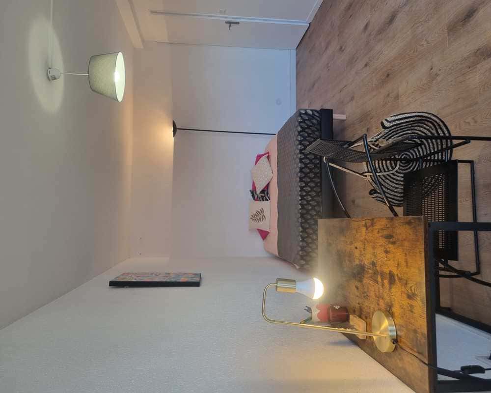 Chambre dans le rue bouteille