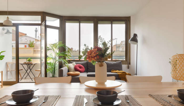 Listing photo thumbnail