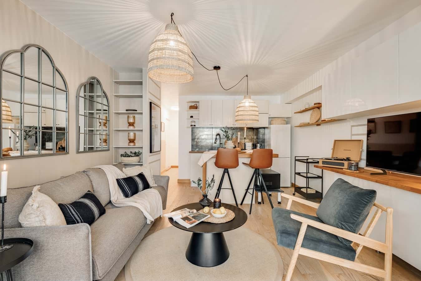 Apartment in 7 Rue Augereau, 75007 Paris, France