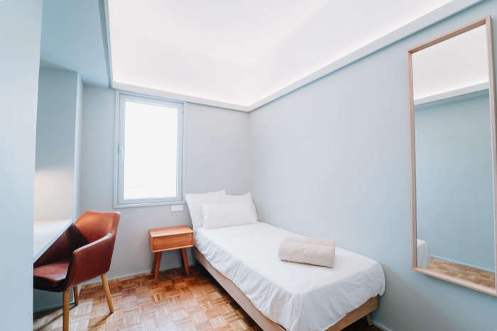 Listing photo thumbnail