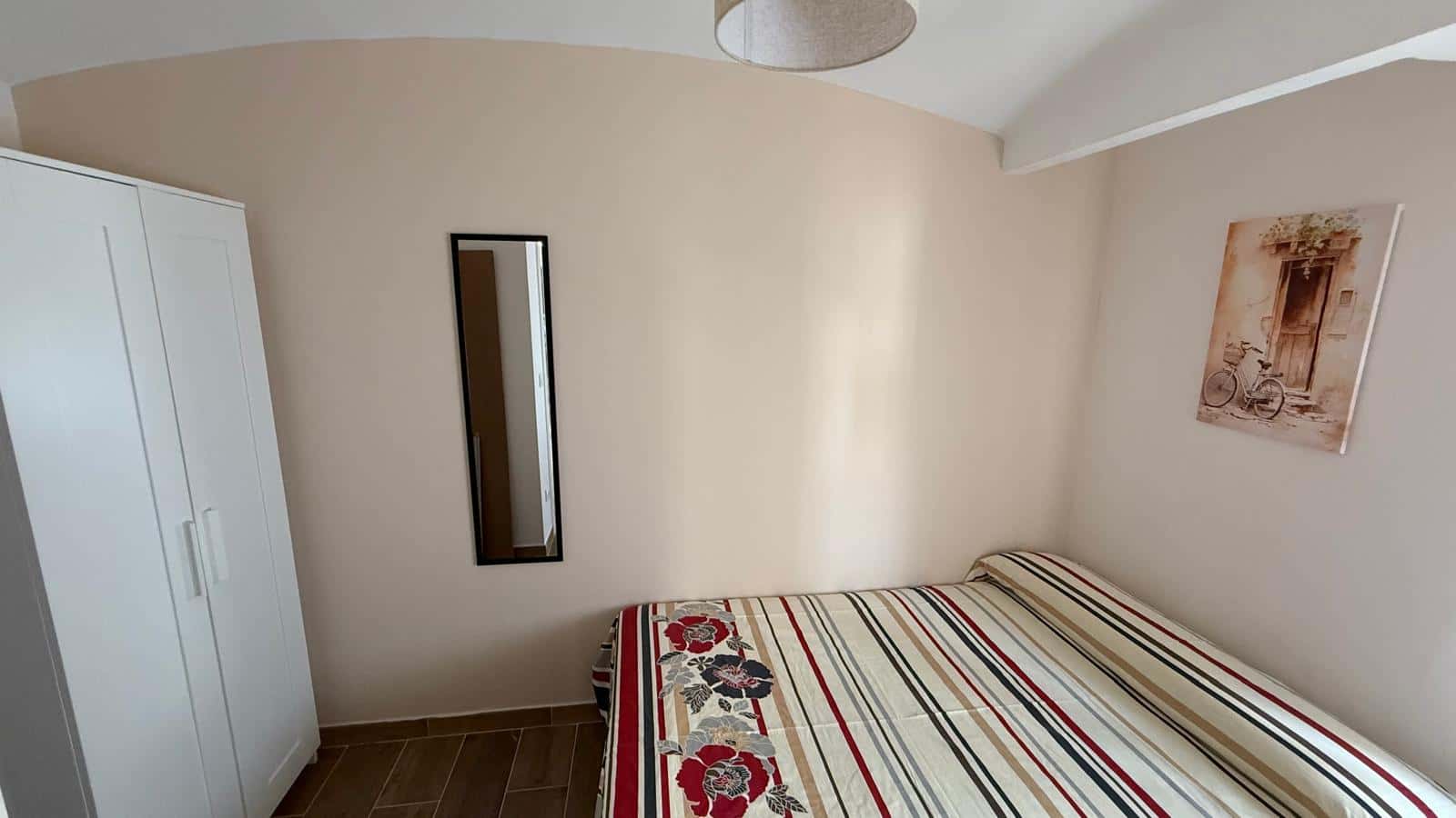 Habitación en Calle de Jacinto Benavente, Valladolid para 60 m² con 4 dormitorios