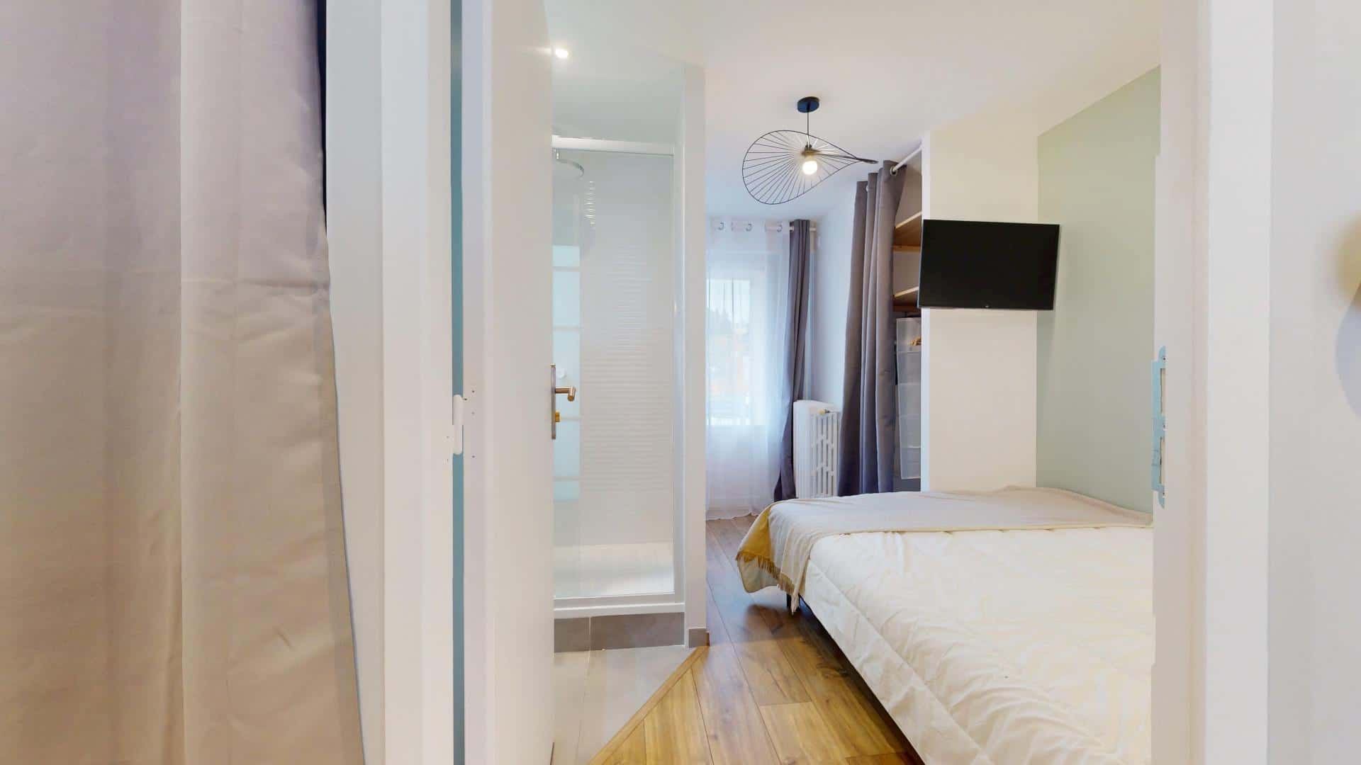 Chambre 1 - ROCHETAILLEE