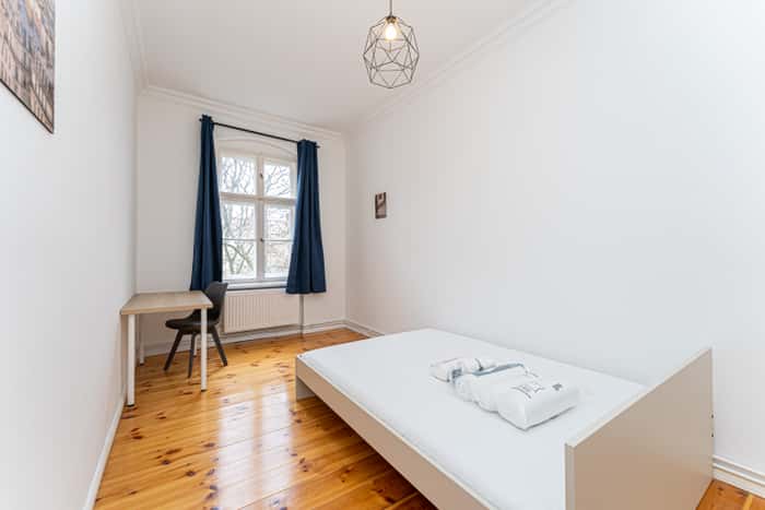 Listing photo thumbnail