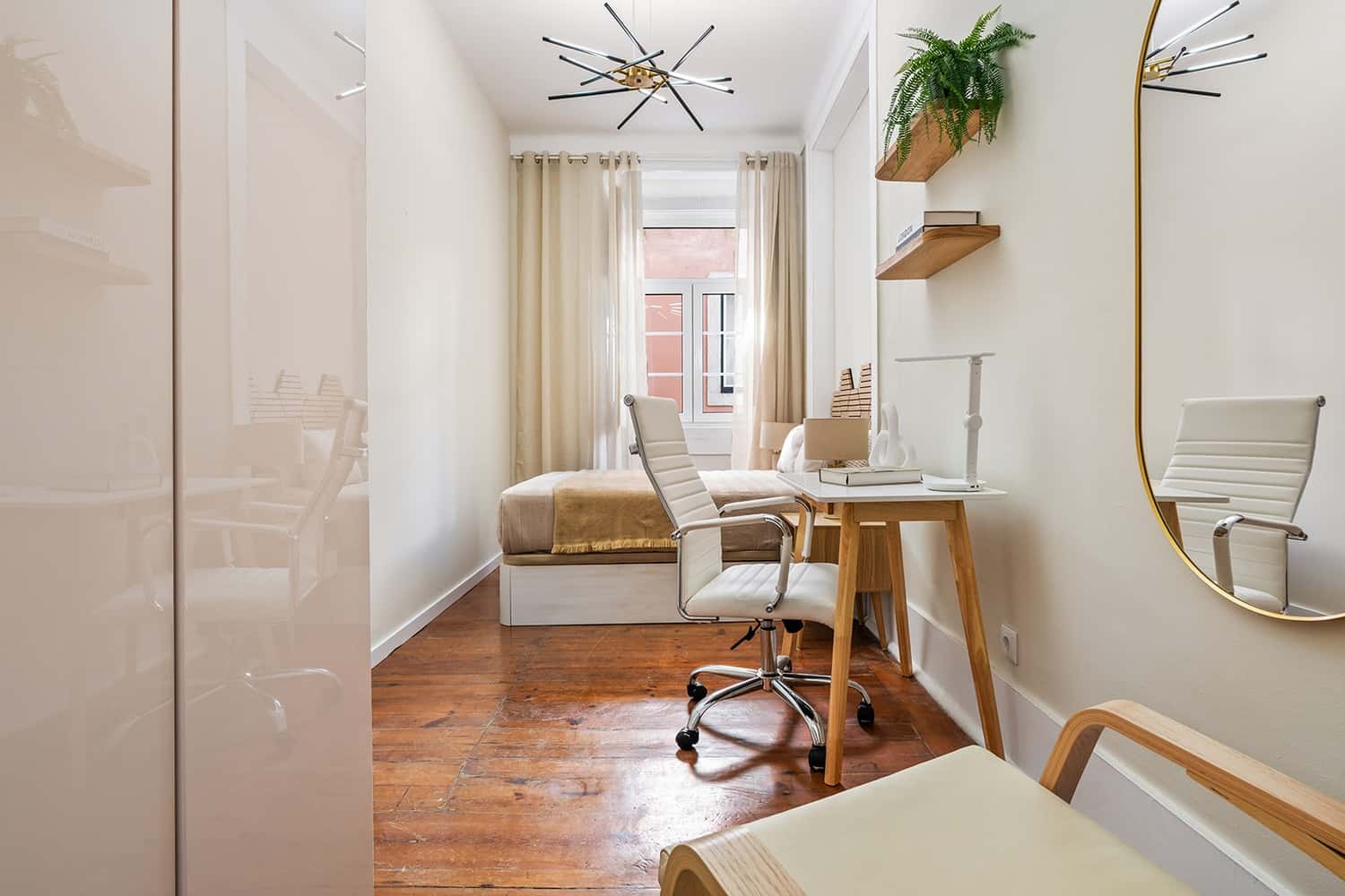 Room 1  - 83. Rua da Emenda 111 1