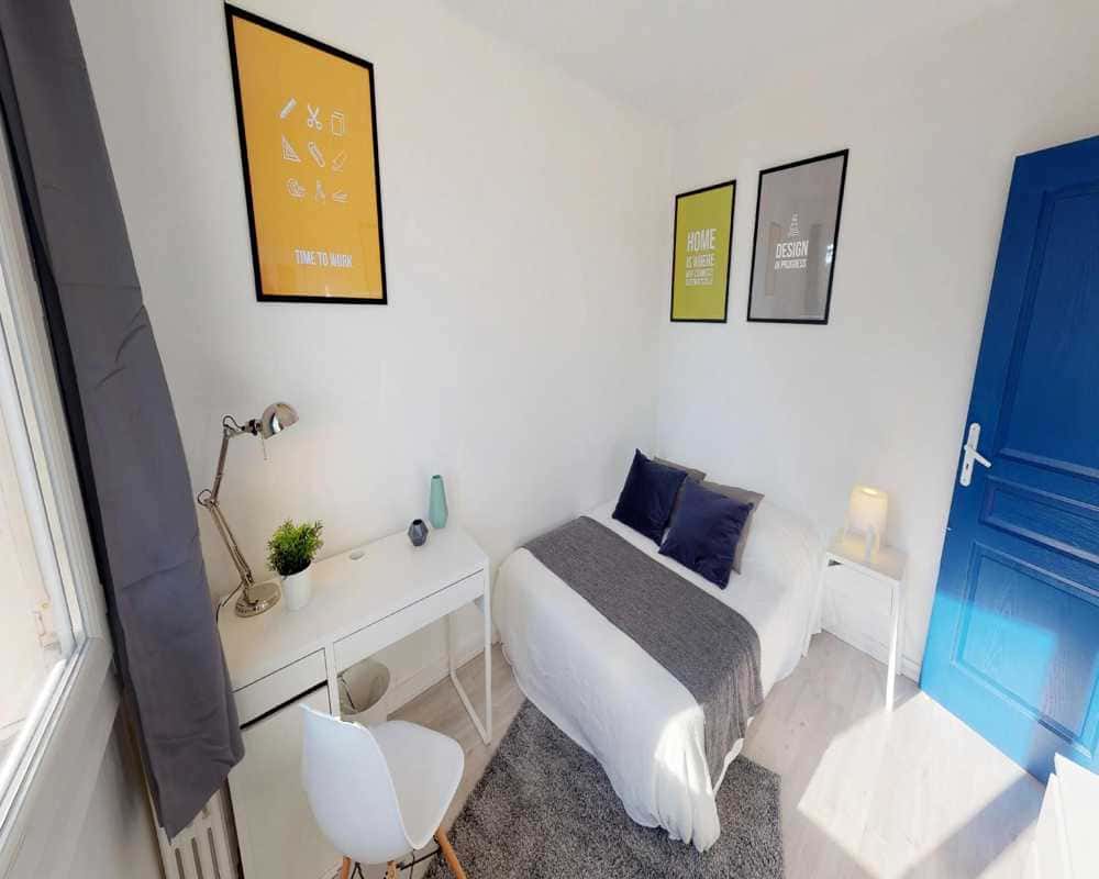 Chambre dans le rue du Faubourg Saint Jaumes