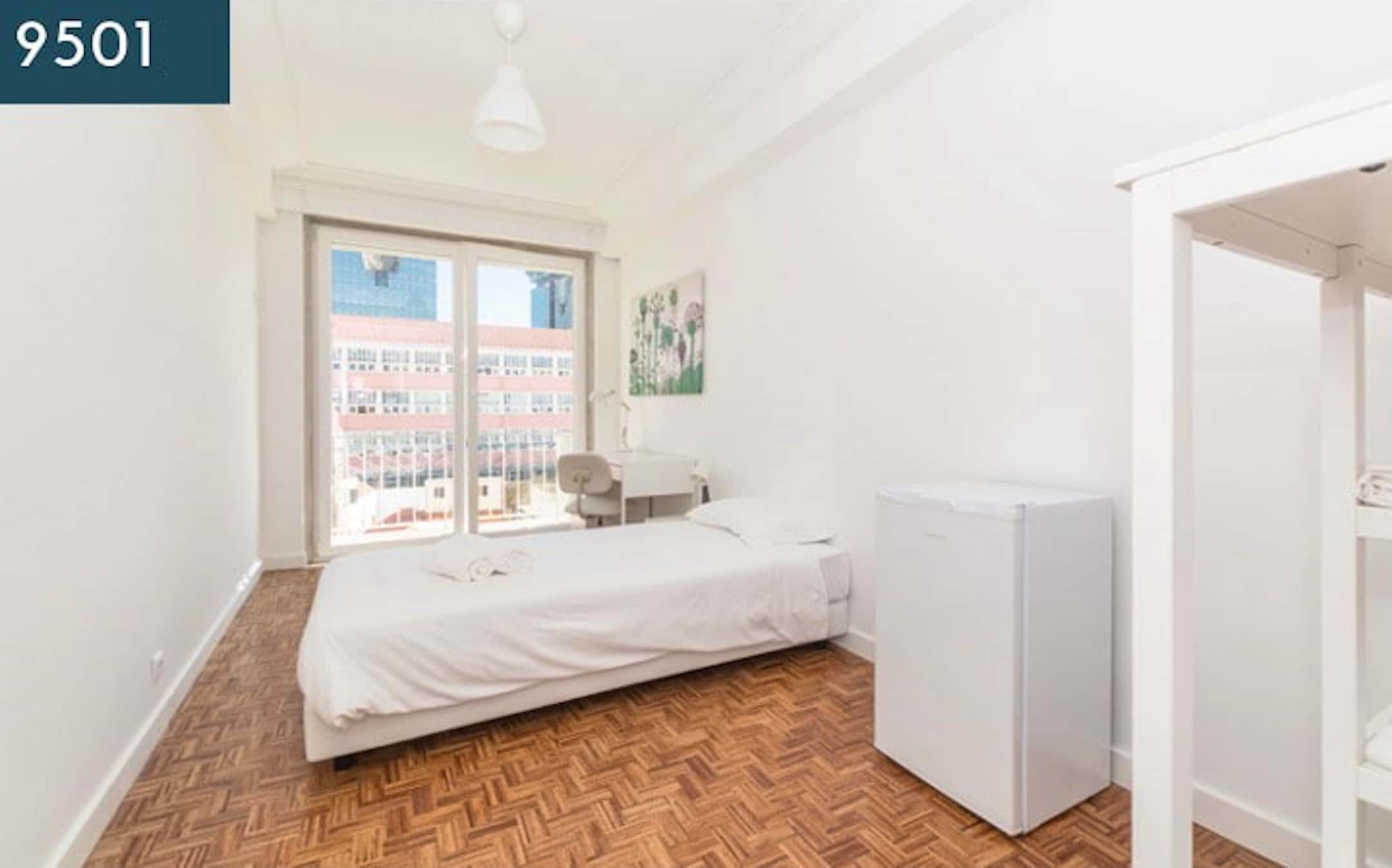 Rua do Arco do Carvalhão (Students only)