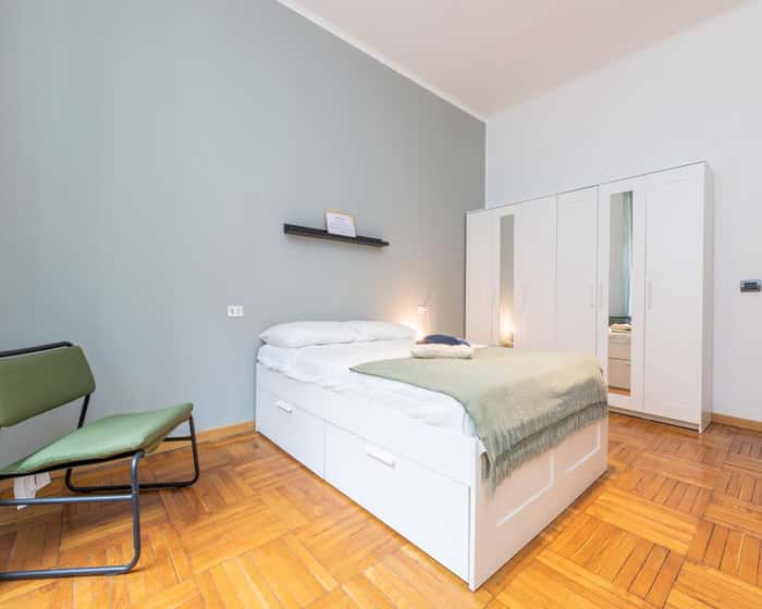 Listing photo thumbnail