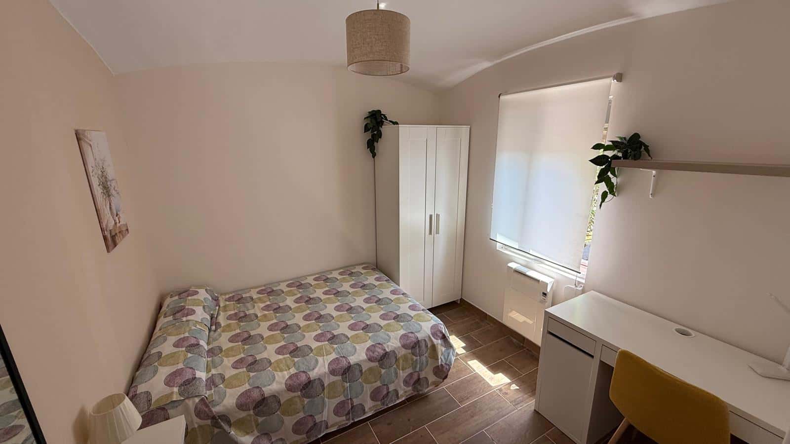 Habitación en Calle de Jacinto Benavente, Valladolid para 60 m² con 4 dormitorios