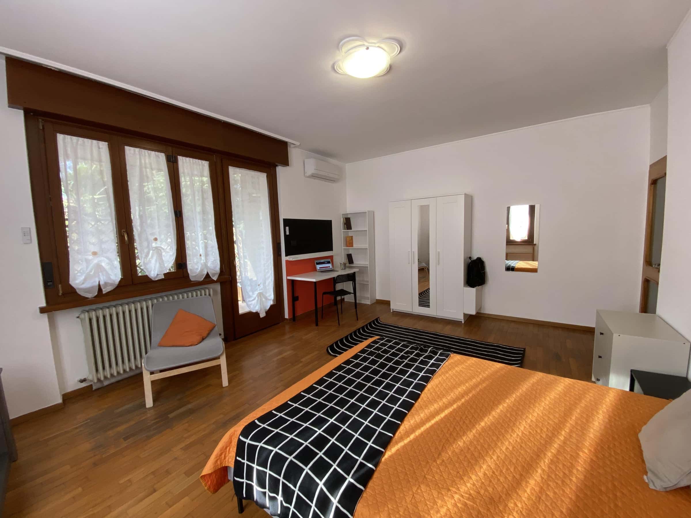 VIA GAETANO DONIZETTI 9 - Stanza 61