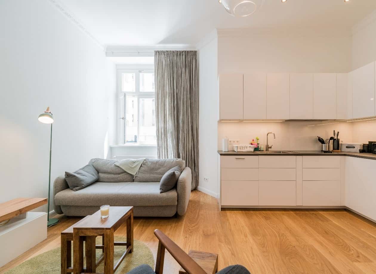 Apartment in Torstraße, Berlin for 60 m² with 1 bedroom - Photo 1