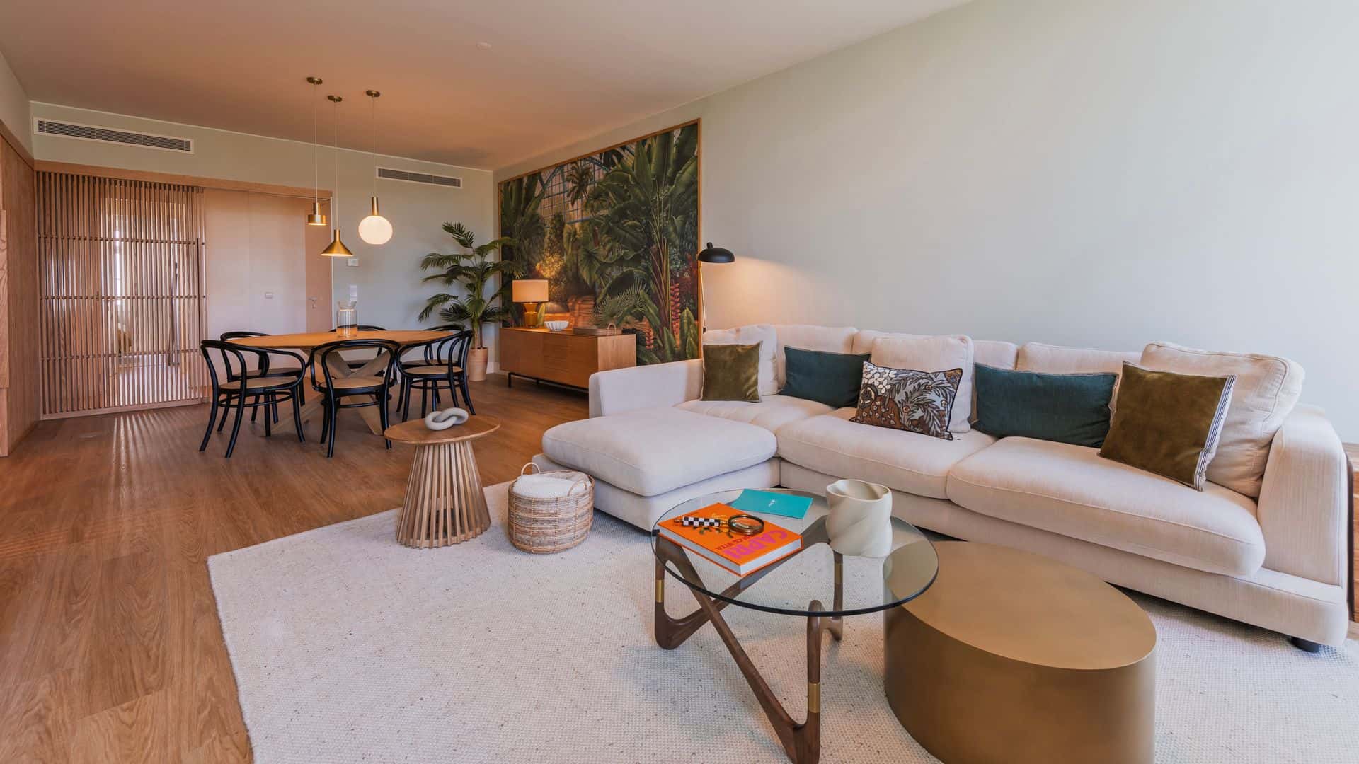 3BDR Upscale Apartment