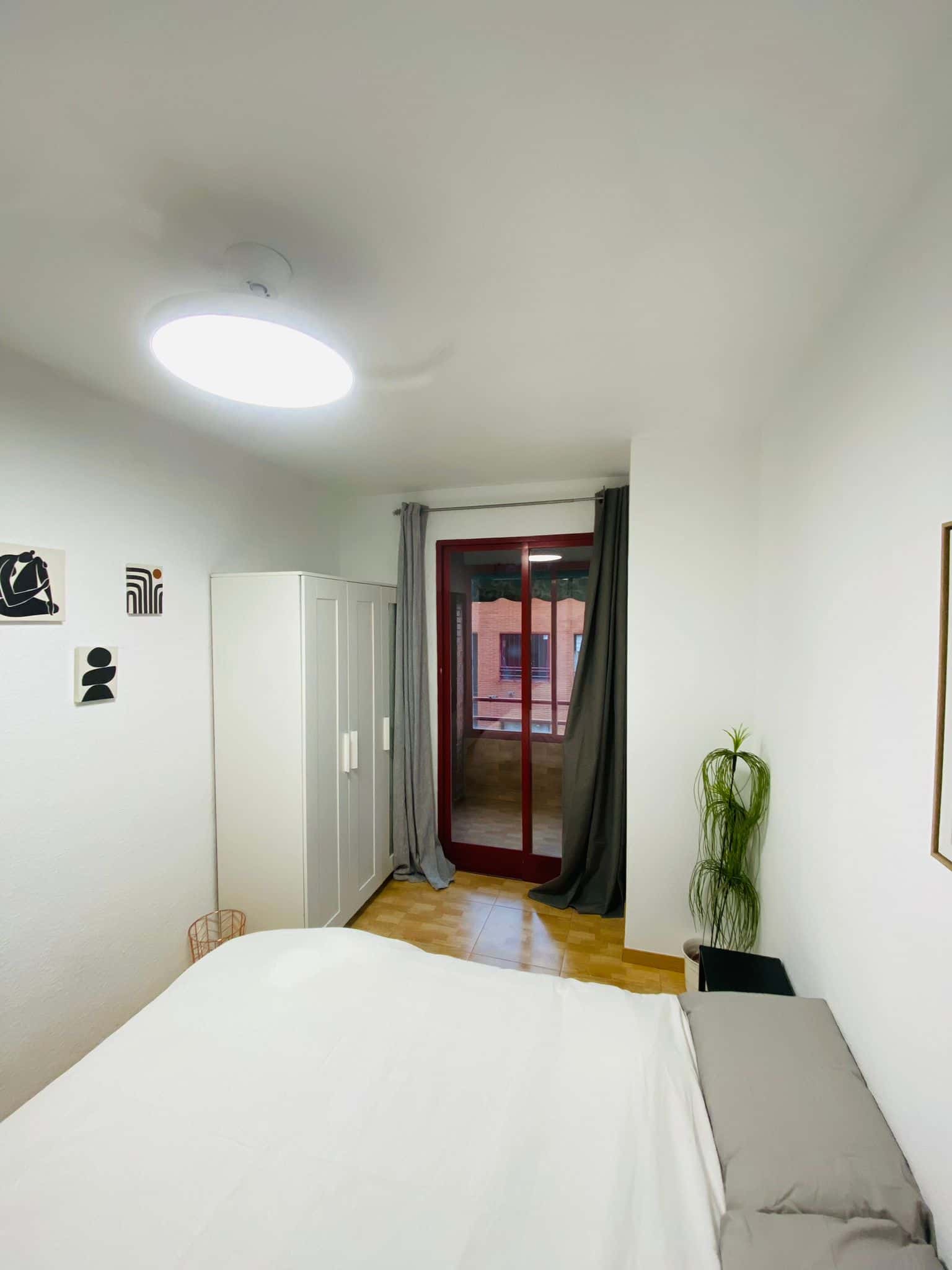 Habitacion privada en C/ Santanderina, Vallecas