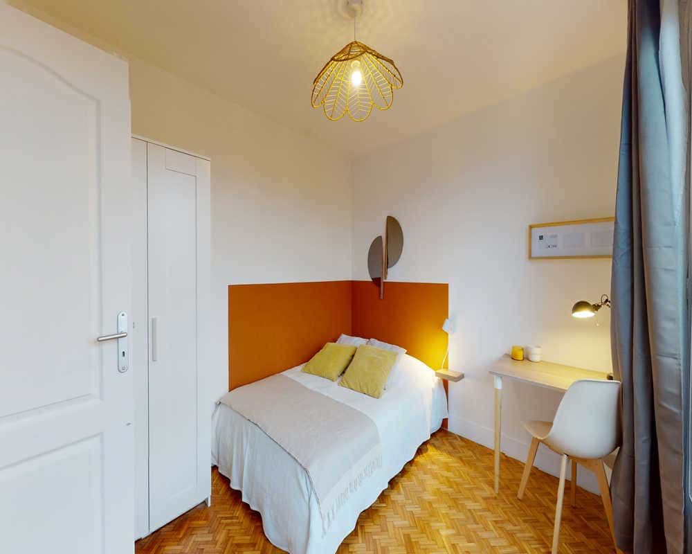 Chambre dans le quai de Jemmapes