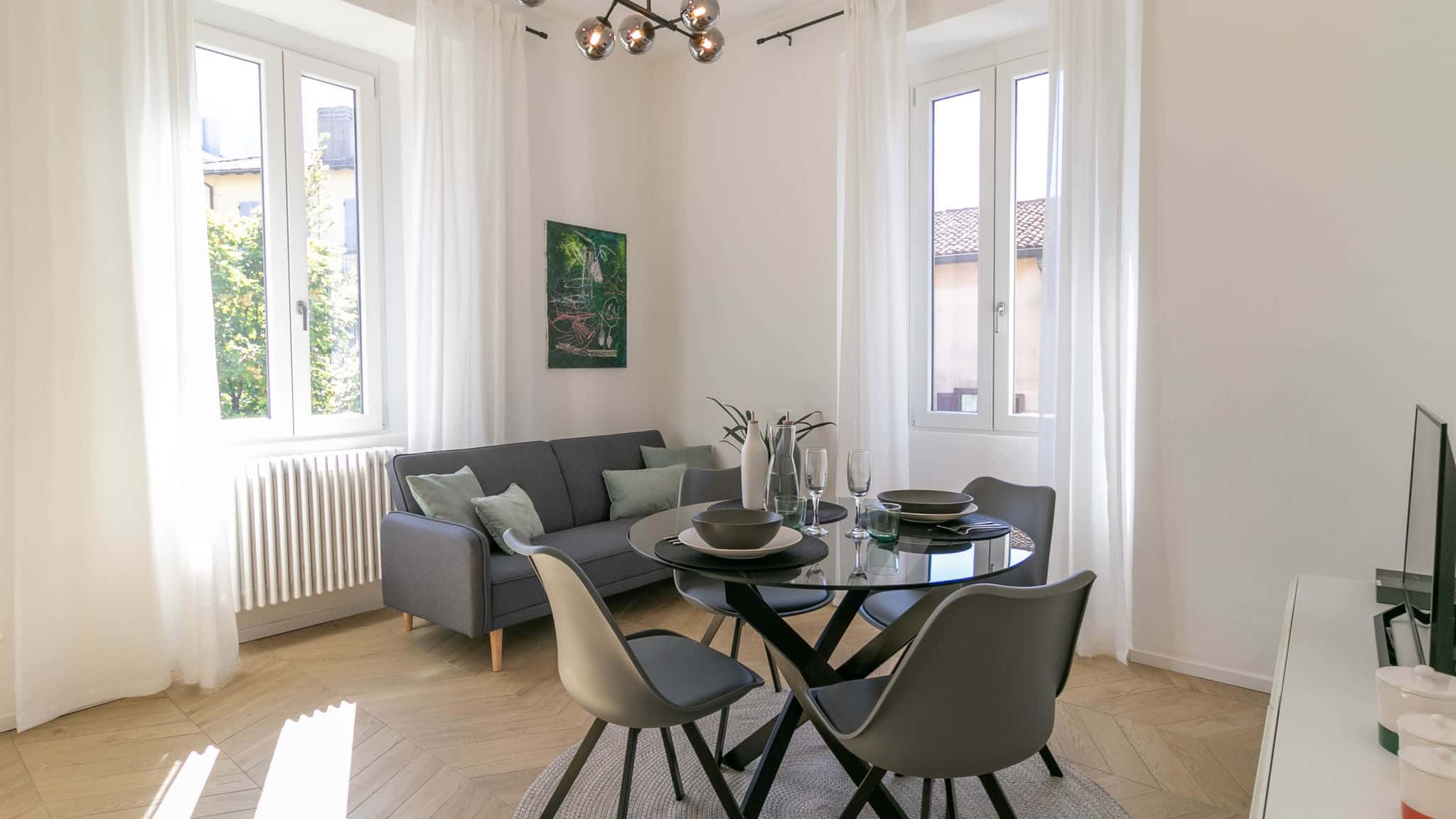 Lake & River Apartment