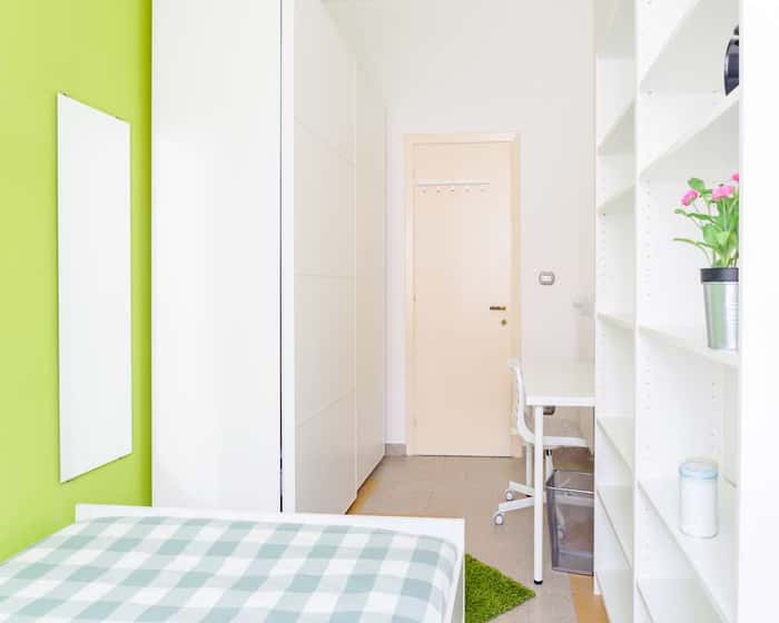 Listing photo thumbnail