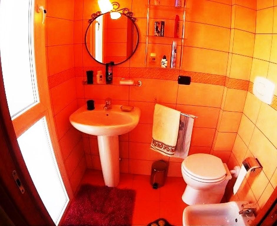 very beautiful apartment in historic center of Milan 2