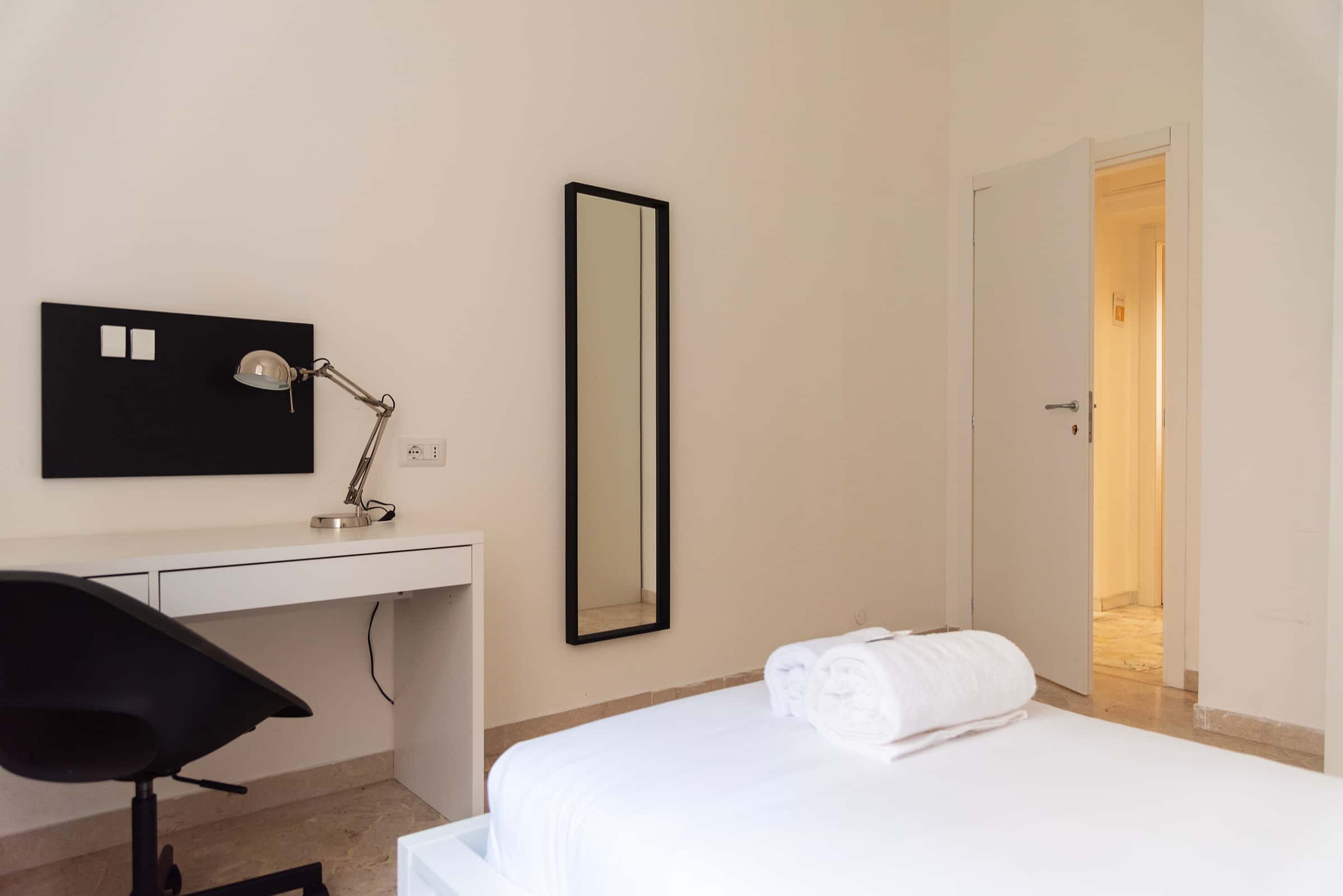 Apartment Milan, 4 beds — photo 25