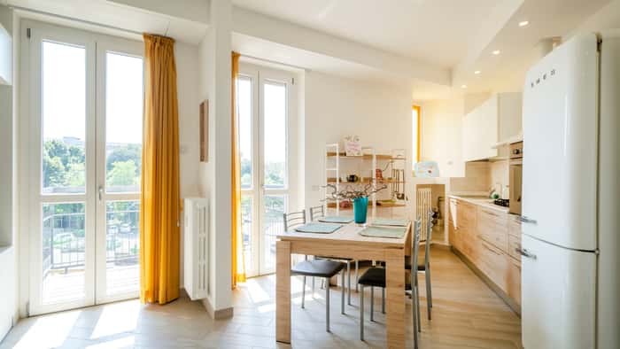 Listing photo thumbnail