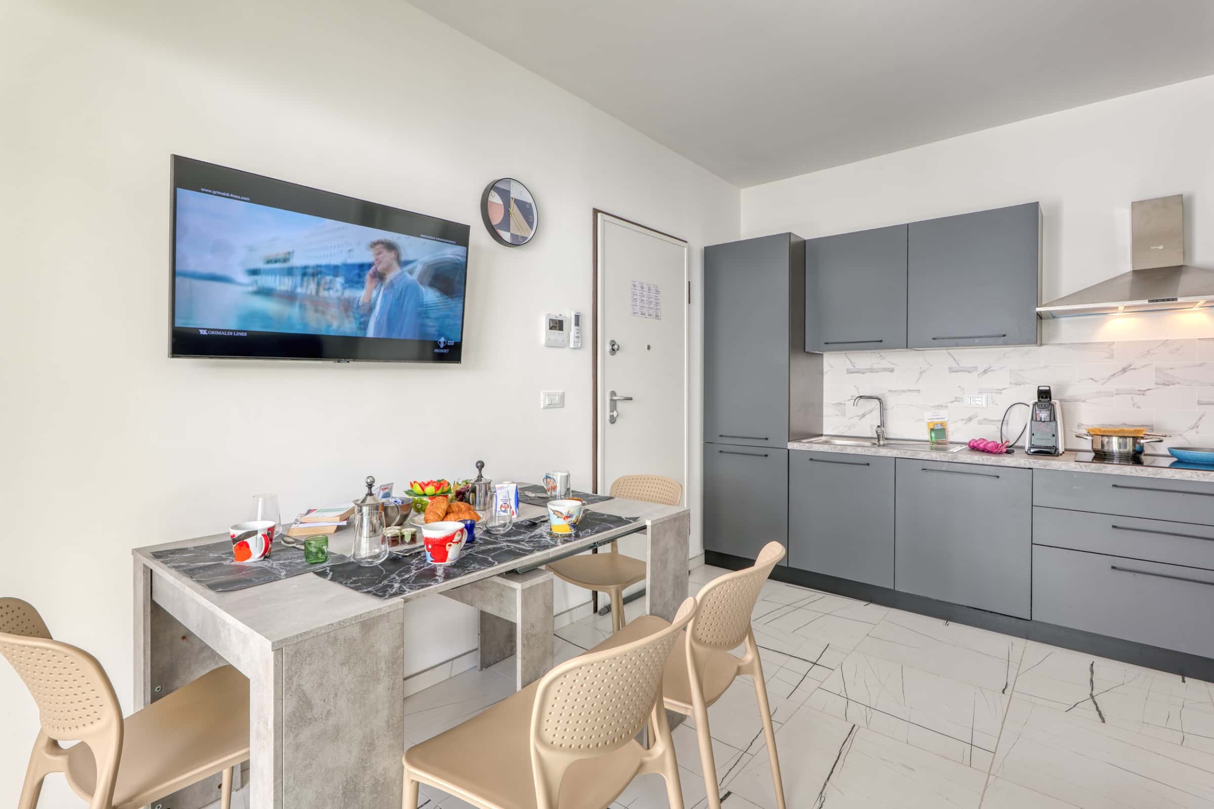 Marina Resort - Pool And Parking LUX