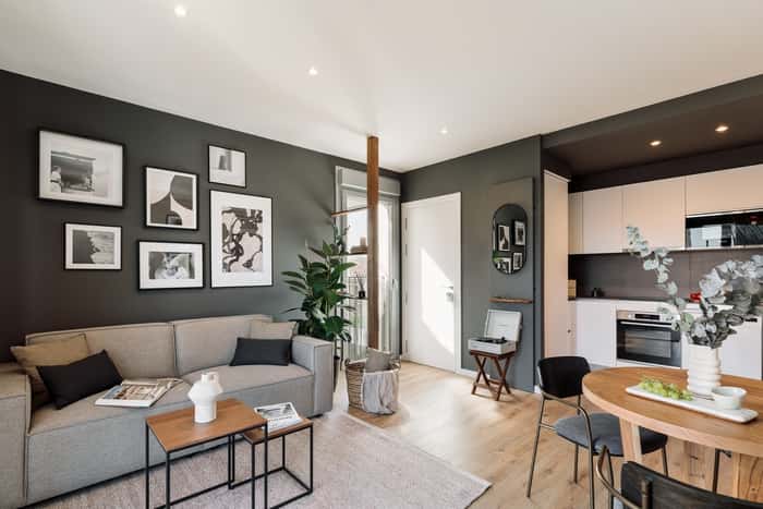 Listing photo thumbnail