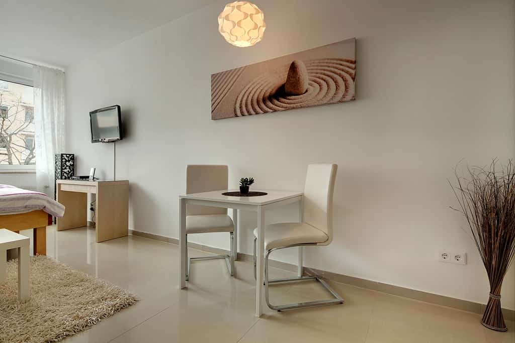 Sehr schönes möbliertes 1-Zimmer Appartement mit 2 Schlafplätzen in München Schwabing-Nord / Milbertshofen - Photo 1