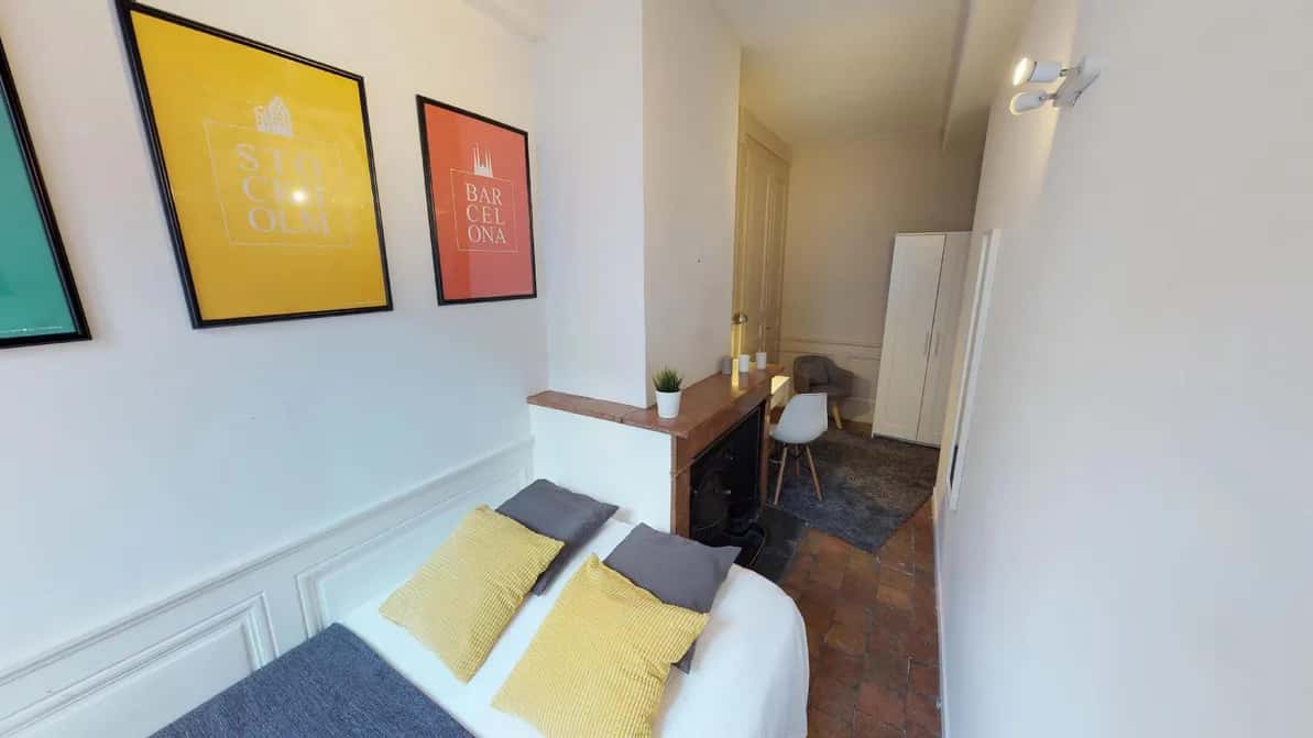 Habitación en Place Tobie Robatel, Lyon para 98 m² con 5 dormitorios