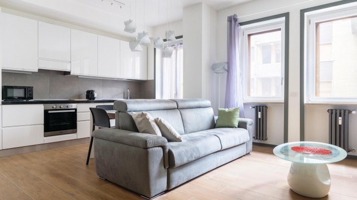 Listing photo thumbnail