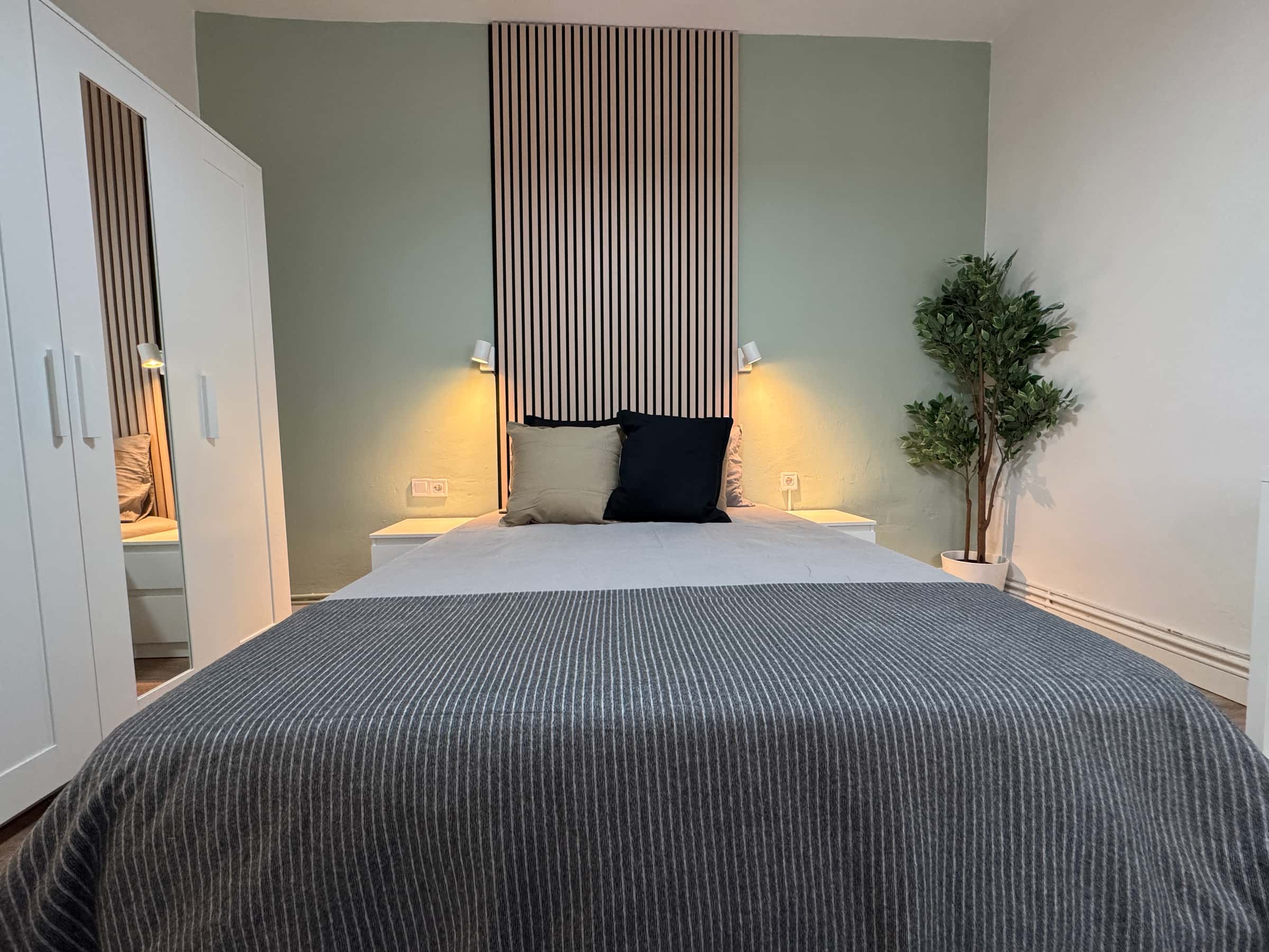 Chambre dans Calle de los Abades, Madrid pour 100 m² avec 5 chambres