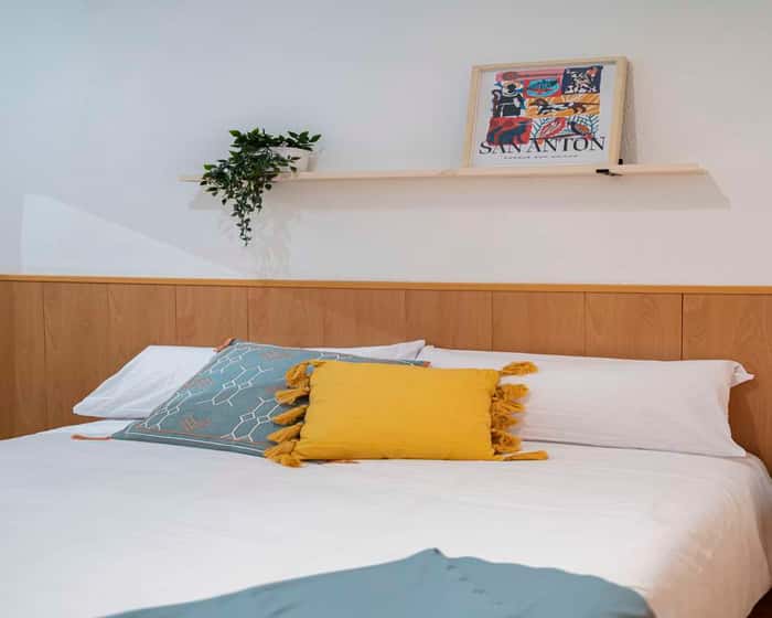 Listing photo thumbnail