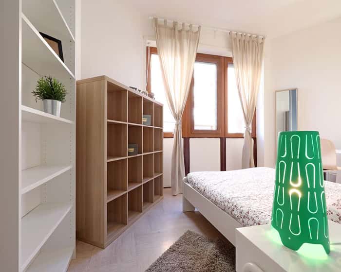 Listing photo thumbnail