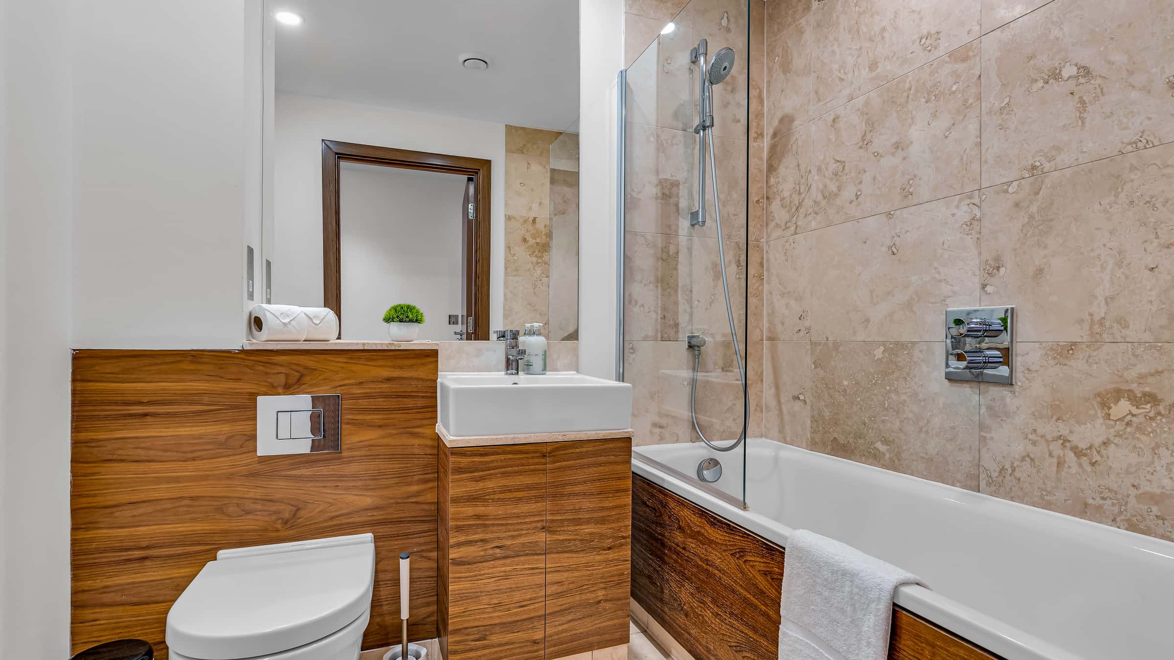 Apartamento em Diss Street, London para 66 m² com 2 quartos