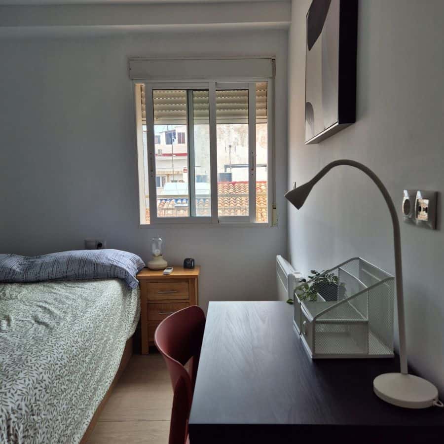 Habitación en piso de 5 habitaciones en Natzaret