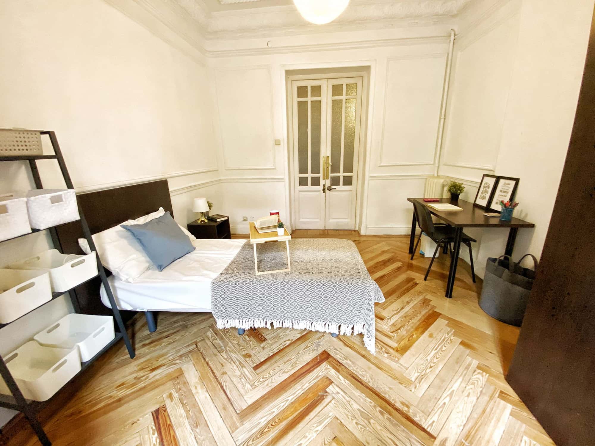 Calle de Sagasta, 12 (ONLY STUDENTS)