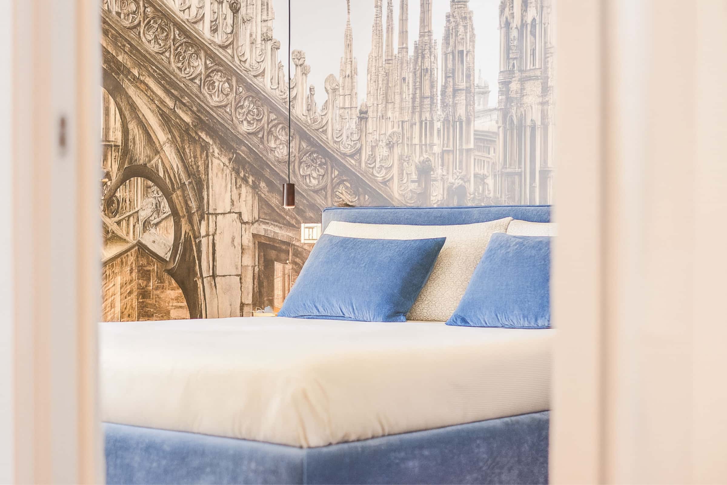 Two-room apartment close to Corso Sempione