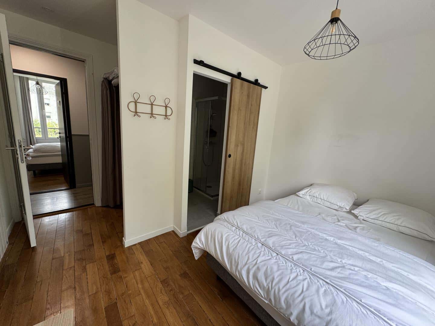 Chambre 1 - SAINTE CLOTHILDE