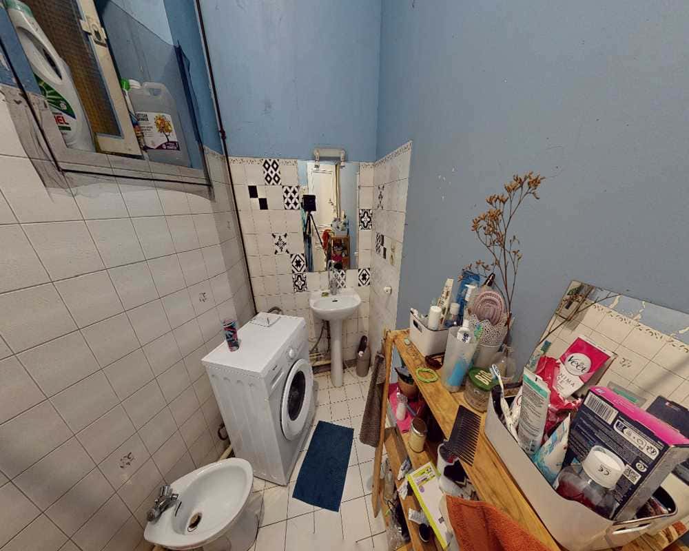 Chambre dans le rue de la charite