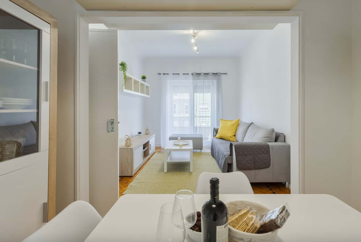 Combatentes 33 House