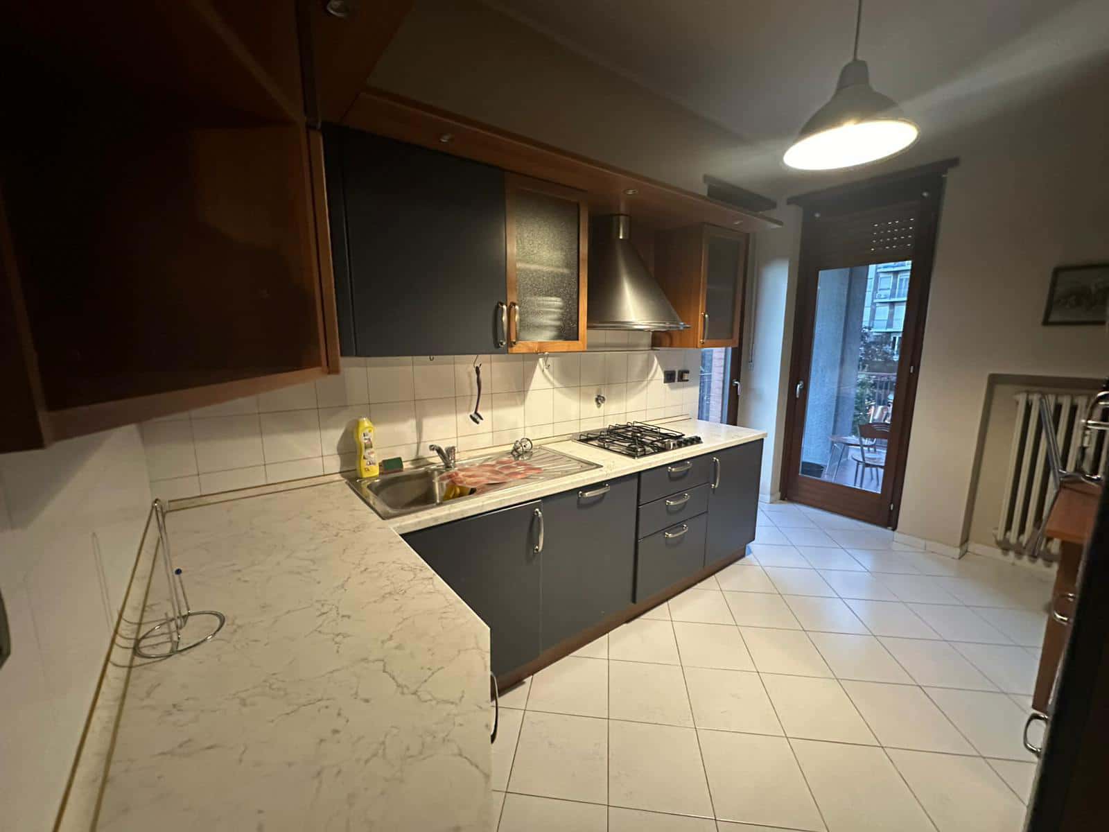 Apartamento em Corso Cosenza, Torino para 97 m² com 2 quartos