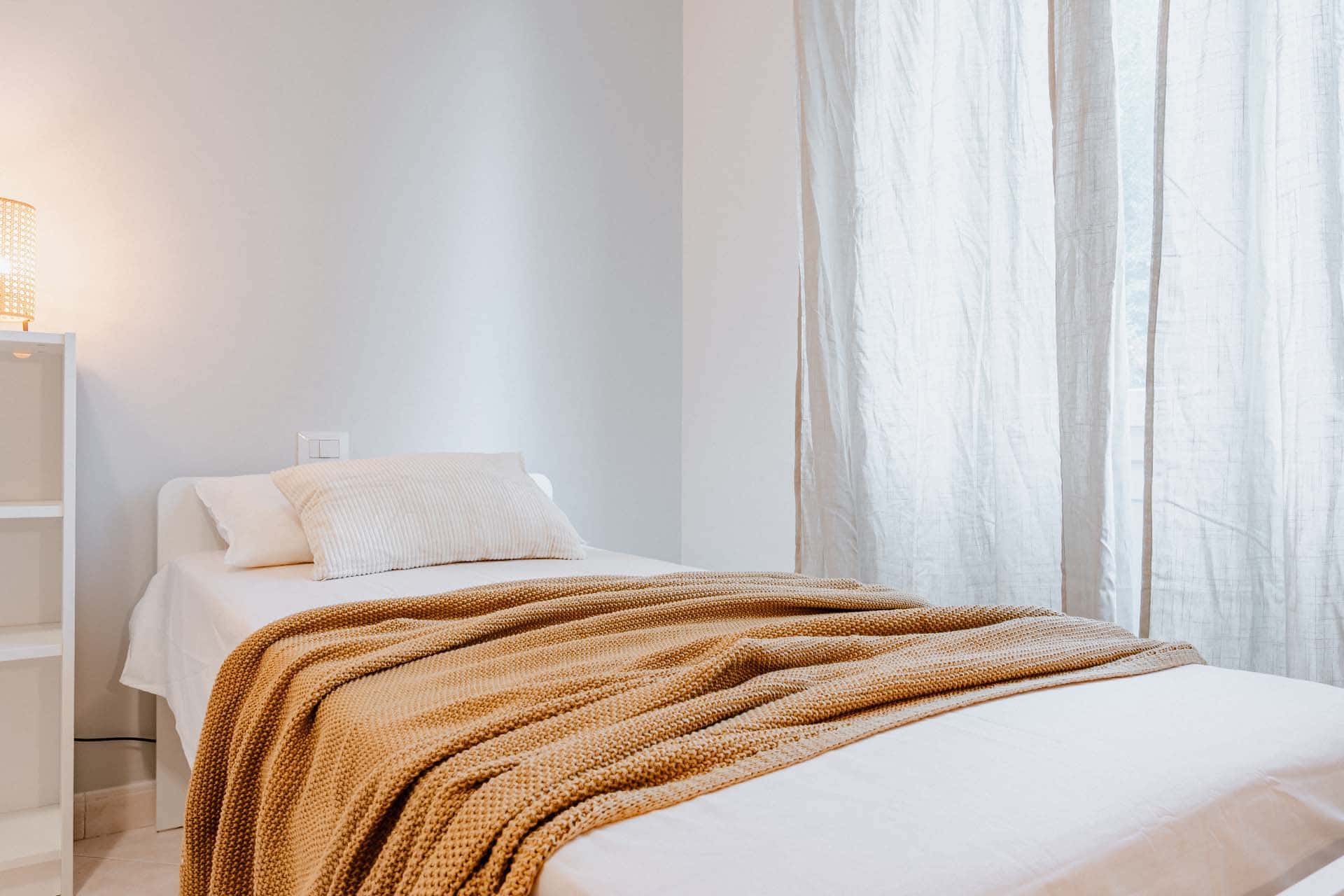 via assietta 9 sc. g  shared room d2 - bed b