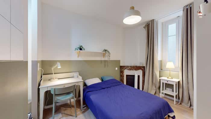 Listing photo thumbnail