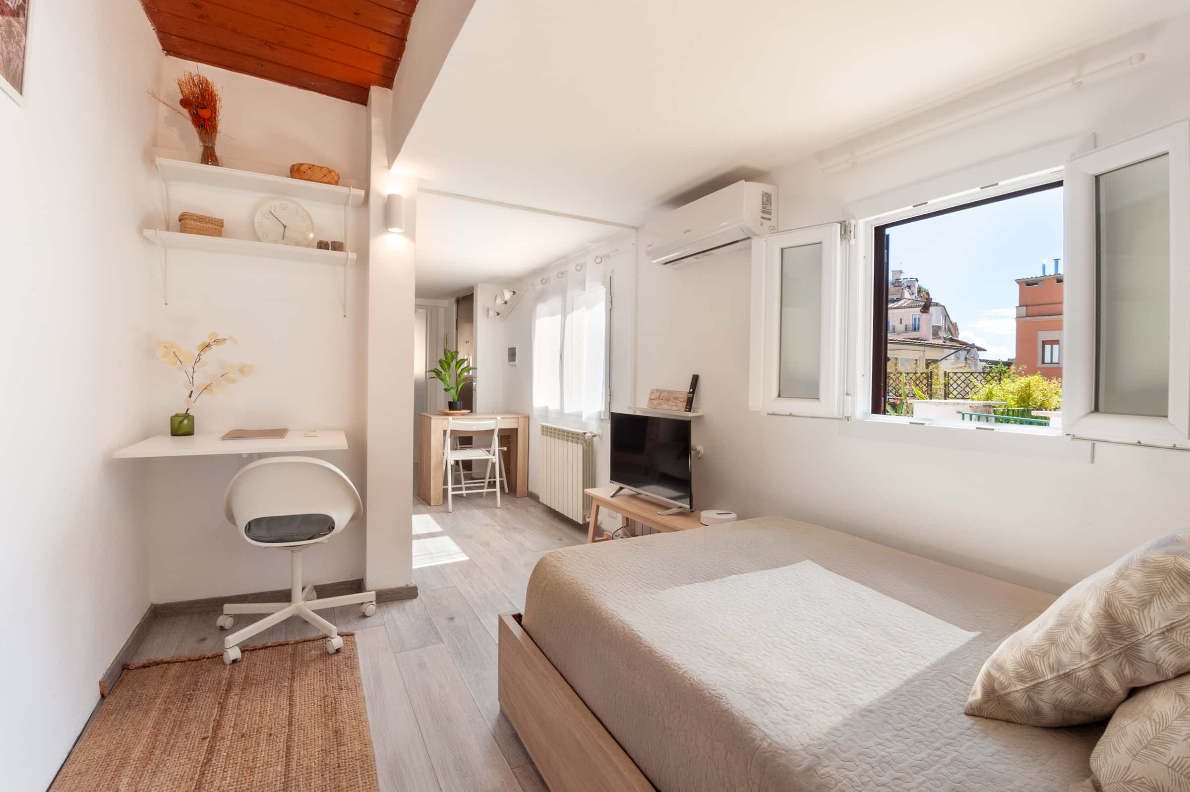 Apartment in Via Torino, Roma for 35 m²