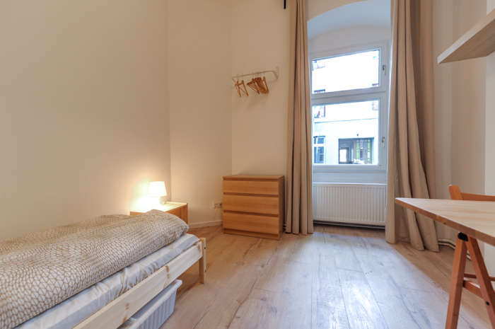 Listing photo thumbnail